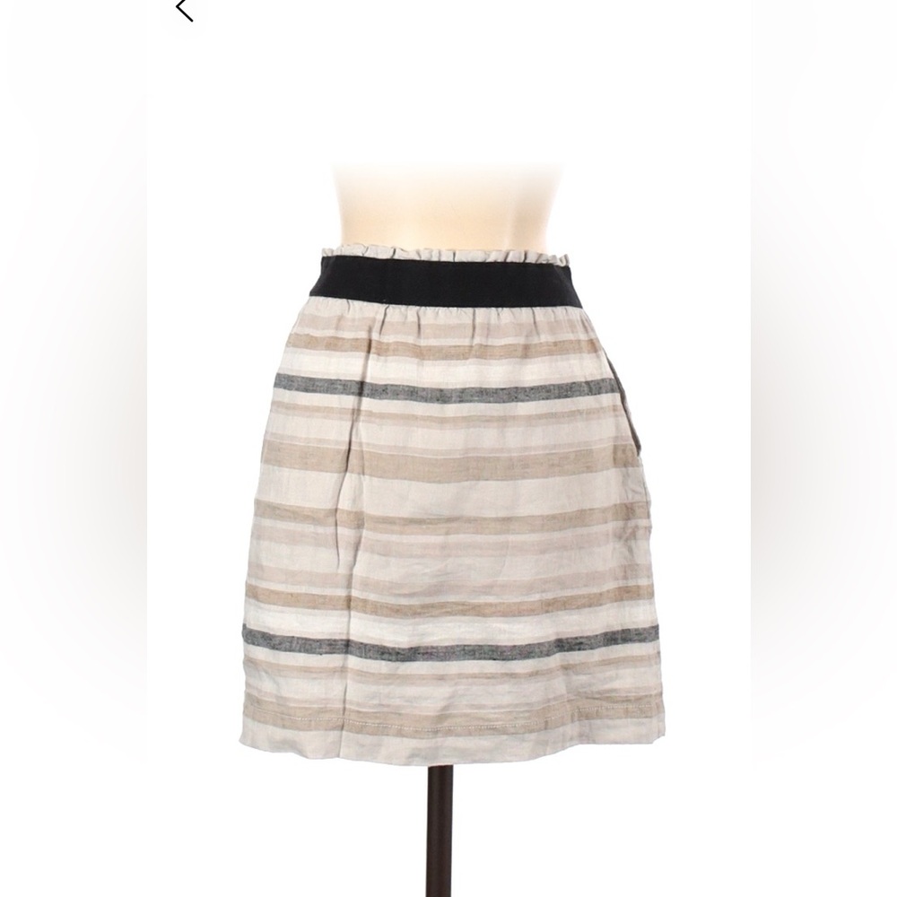 Ann Taylor Loft Mini Skirt.  Size Small.  Gently Worn.